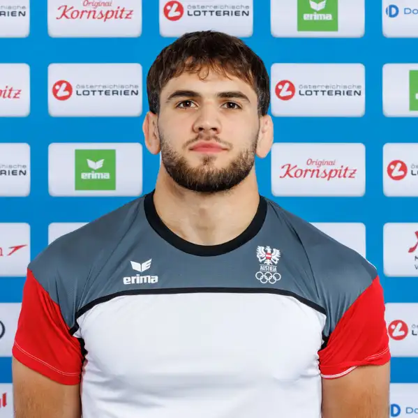 Profil Wachid Borchashvili